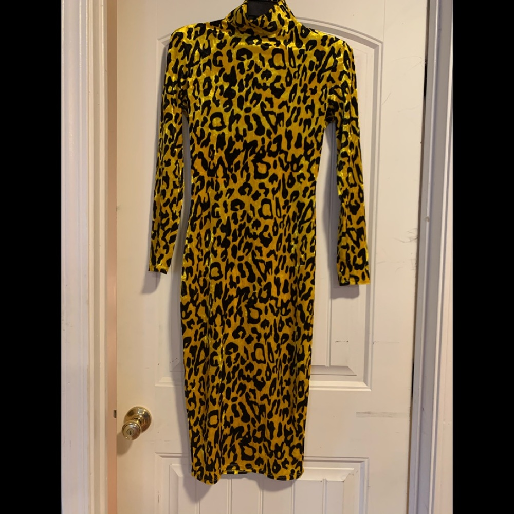 Beautiful Dress fashion nova size(S)